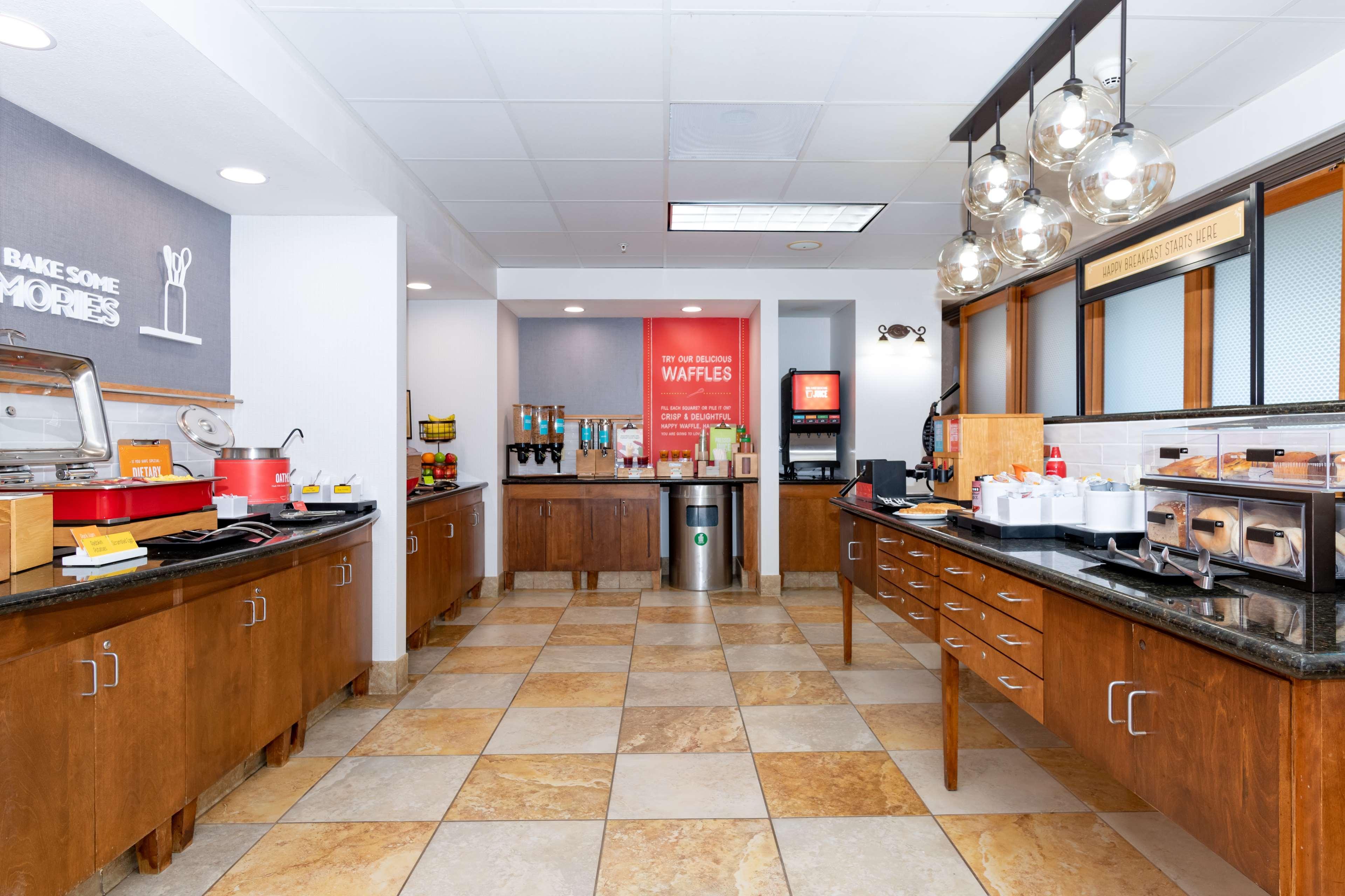 Hampton Inn & Suites Pittsburg Eksteriør bilde