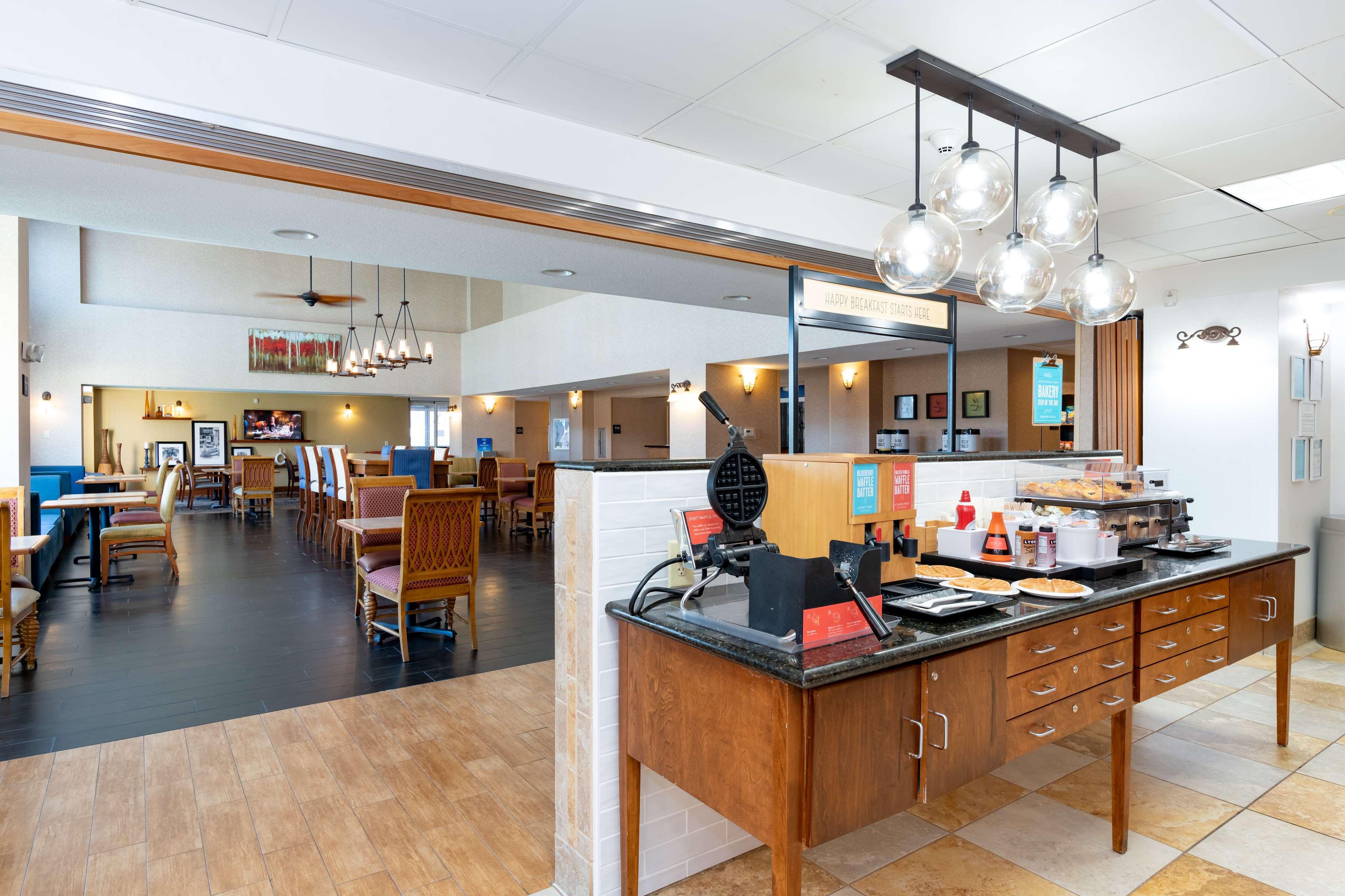 Hampton Inn & Suites Pittsburg Eksteriør bilde