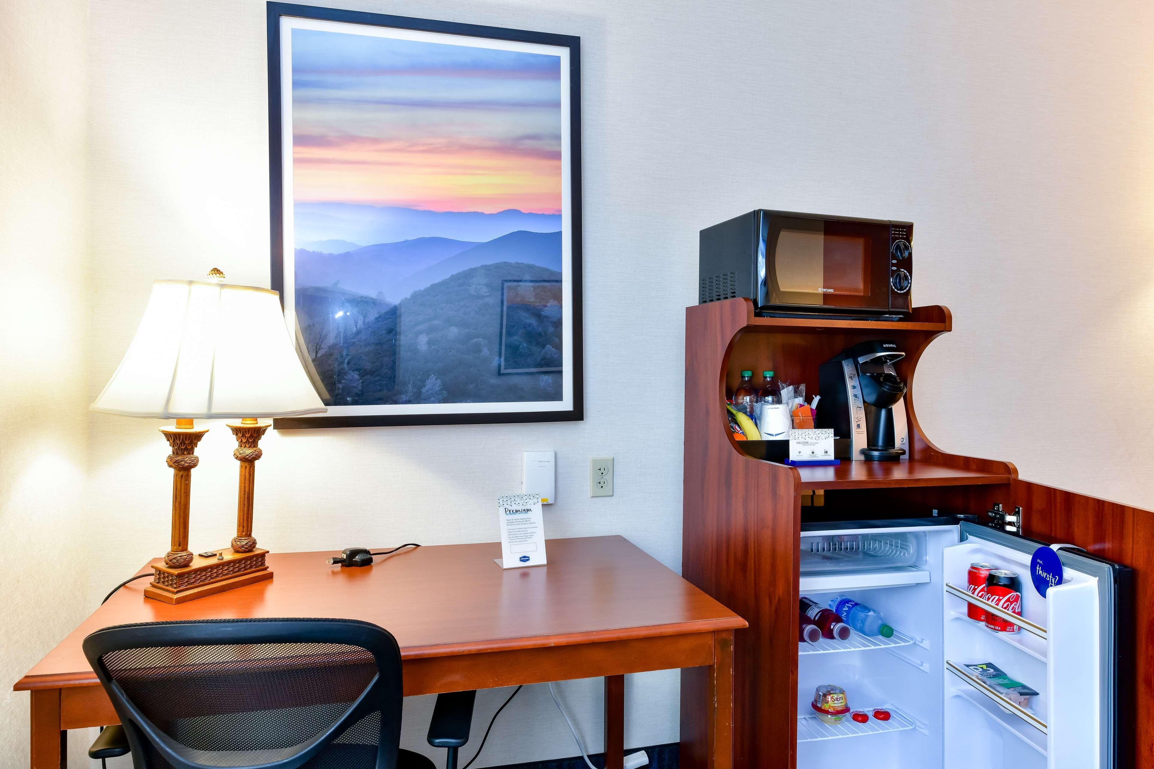 Hampton Inn & Suites Pittsburg Eksteriør bilde