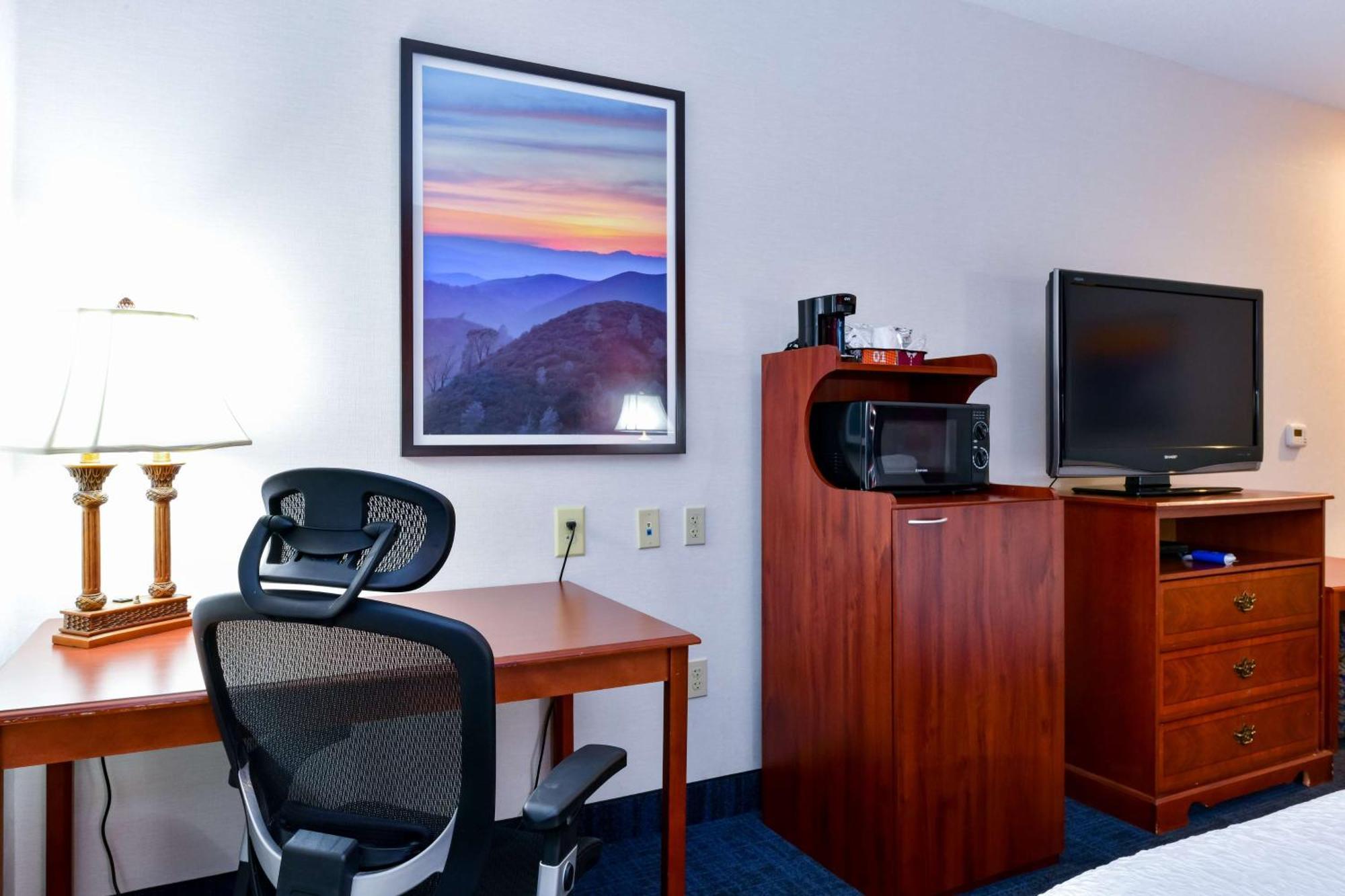 Hampton Inn & Suites Pittsburg Eksteriør bilde