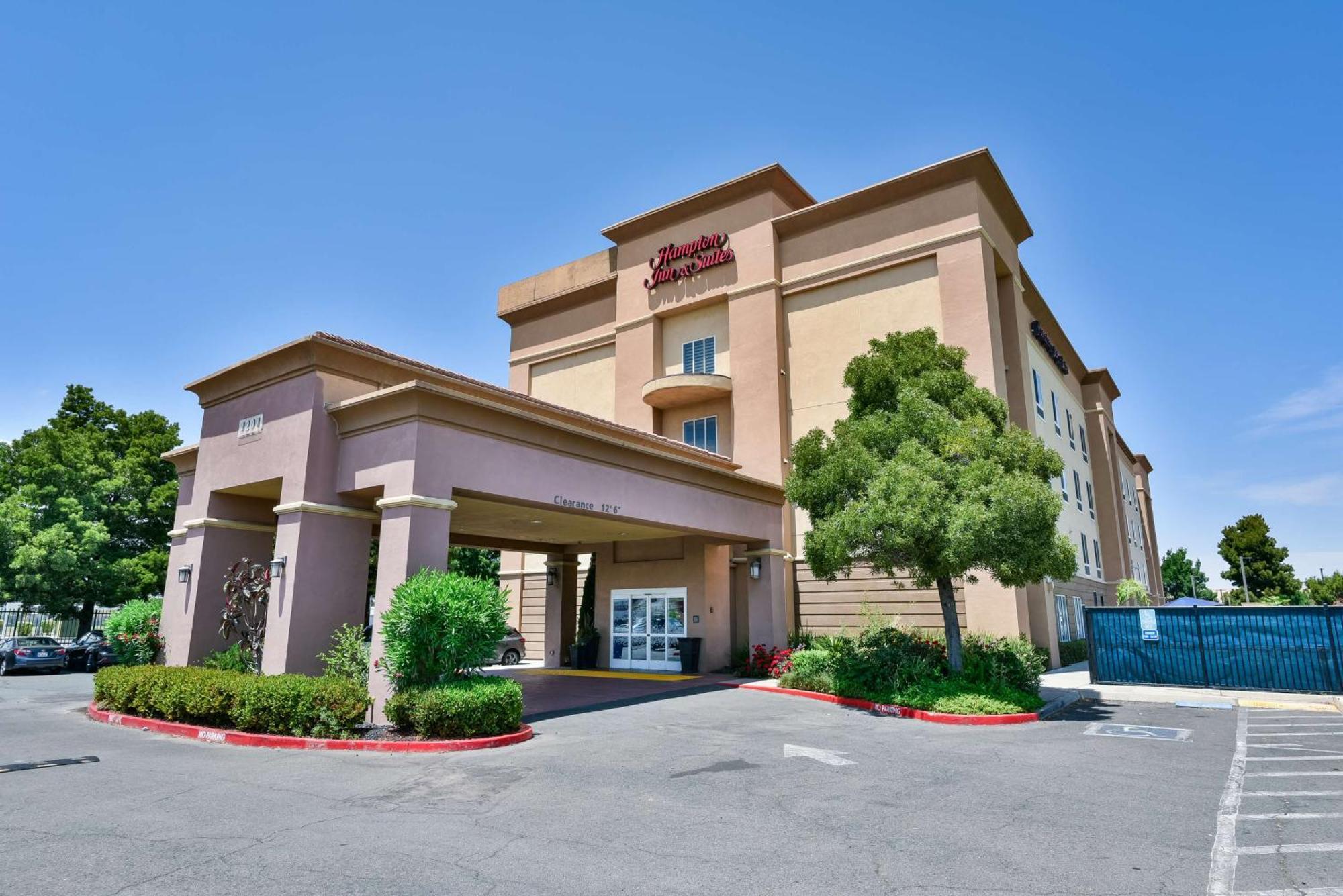 Hampton Inn & Suites Pittsburg Eksteriør bilde