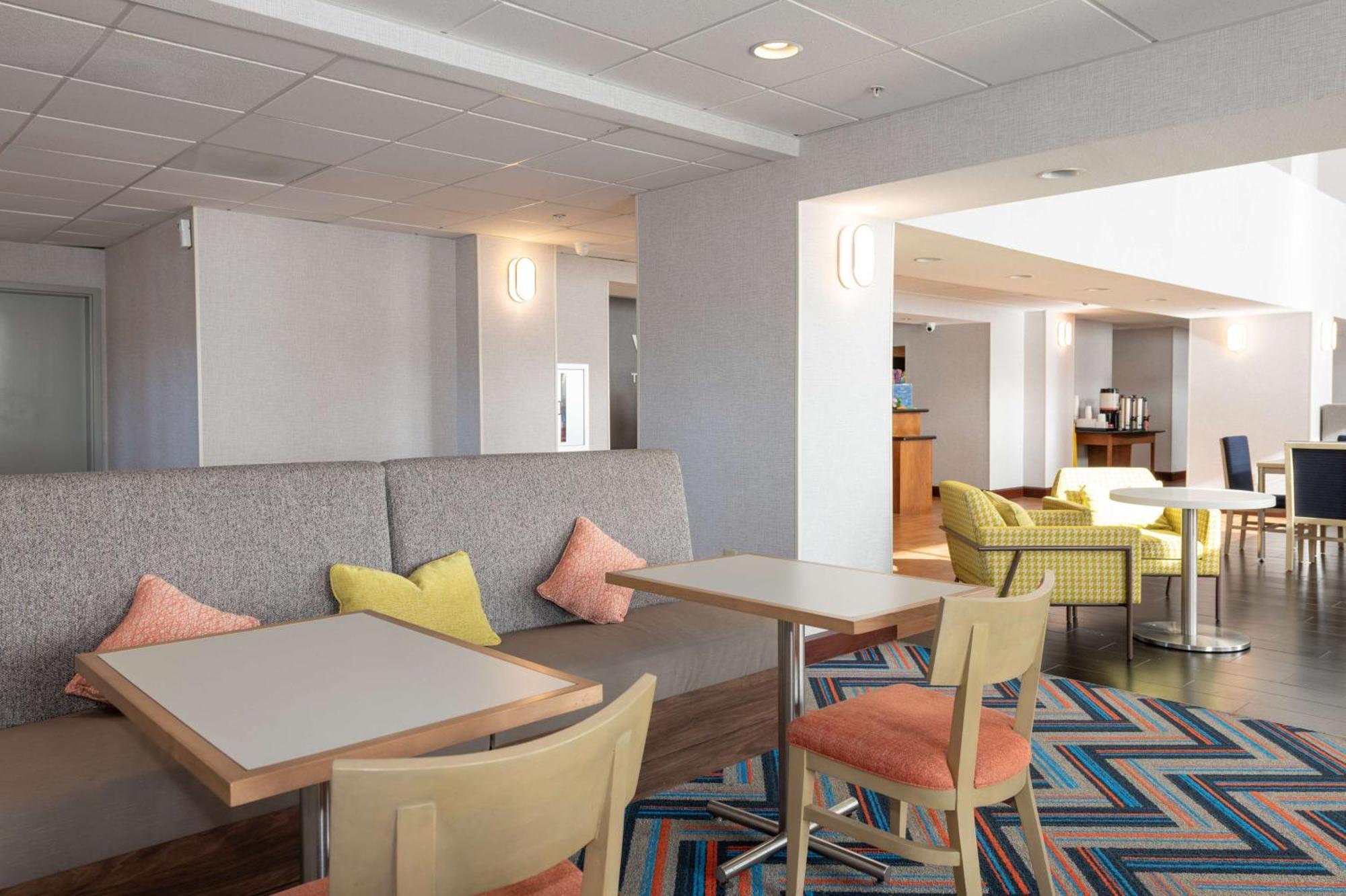 Hampton Inn & Suites Pittsburg Eksteriør bilde