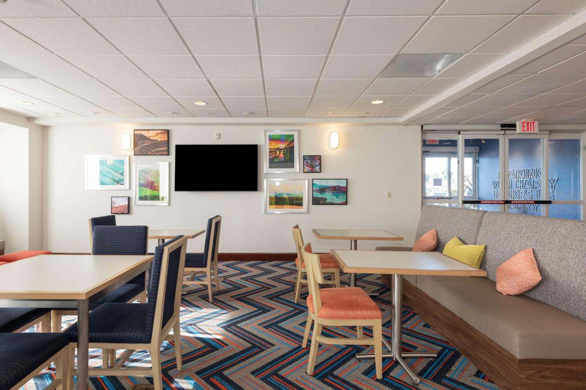 Hampton Inn & Suites Pittsburg Eksteriør bilde